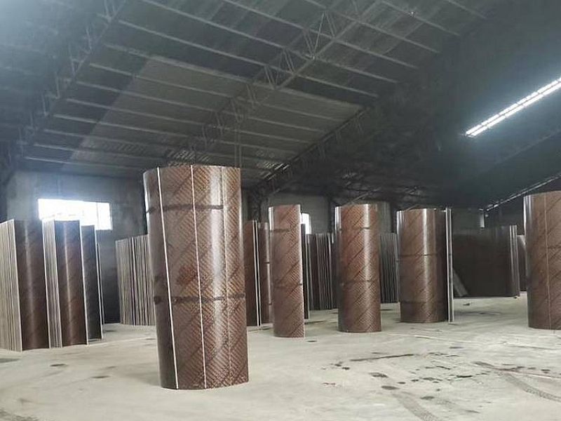 �R��ɽ��ײ��ģ��S��,����ģ�嶨�ƃr(ji��)��