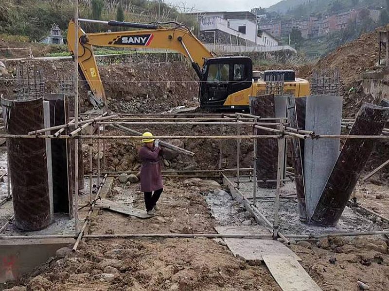 �R��ɽ������A(ch��)�A��ģ��S��,���¾��A��ģ�嶨�ƃr(ji��)��