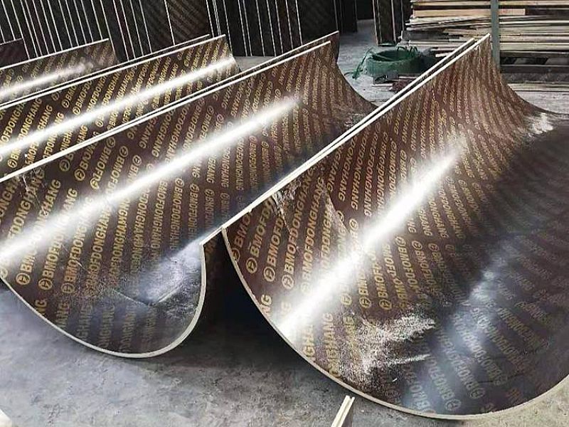 �����A��ģ��S��,����ģ�嶨�ƃr��