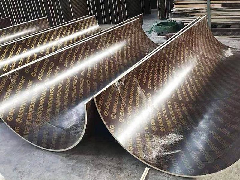 ���Pˮ��ײ��ģ��S��,����ģ�嶨�ƃr(ji��)��