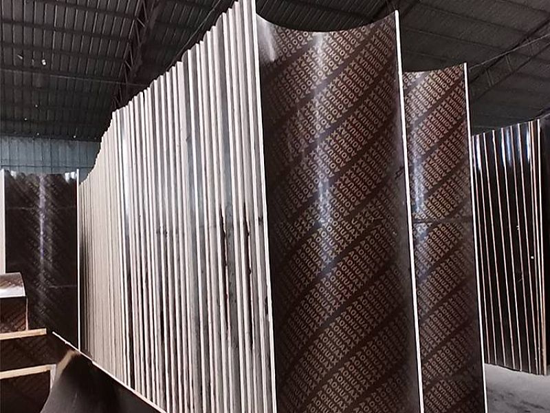 ������ײ��ģ��S��,����ģ�嶨�ƃr(ji��)��