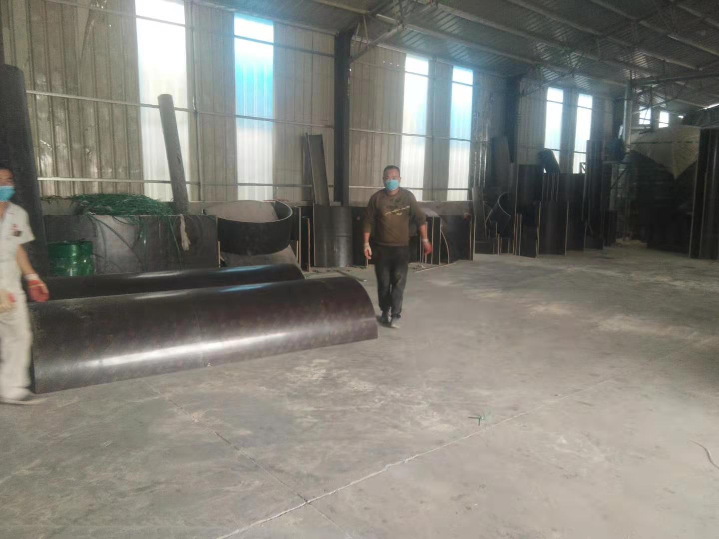 �A��ľģ��ɂ��˾���̧����