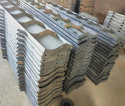 ��ײ��ľģ��vs�ģ�����a(ch��n)�S��